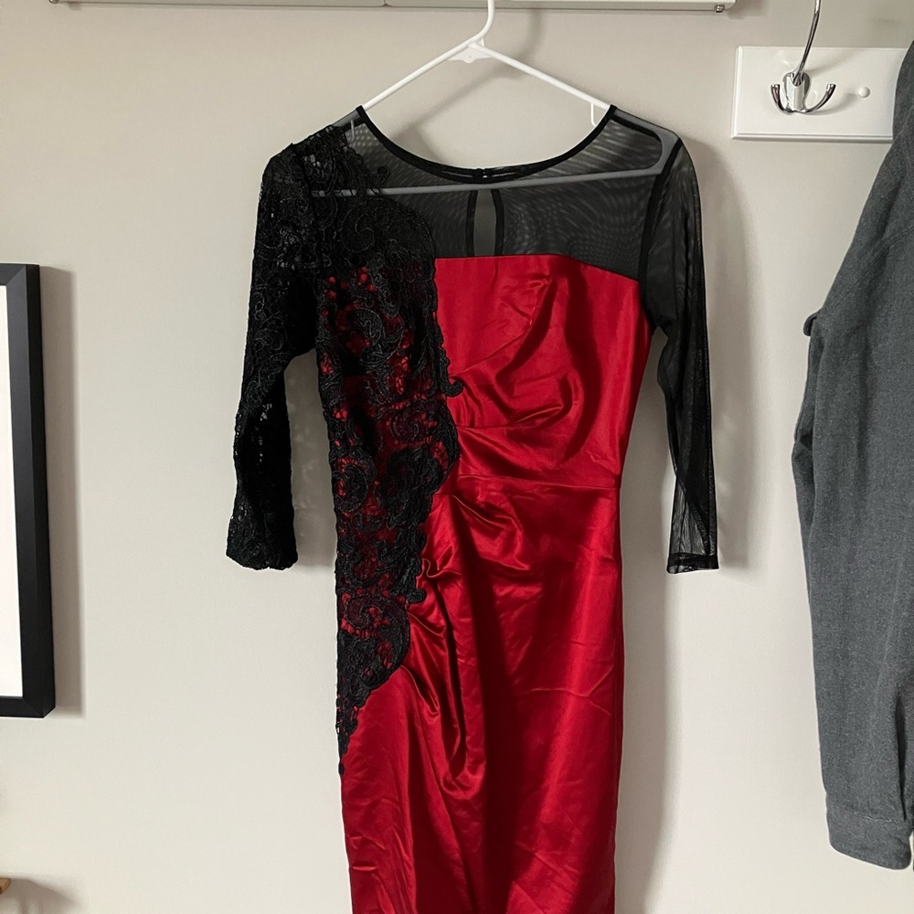Elegant Red and Black Lace Dress
